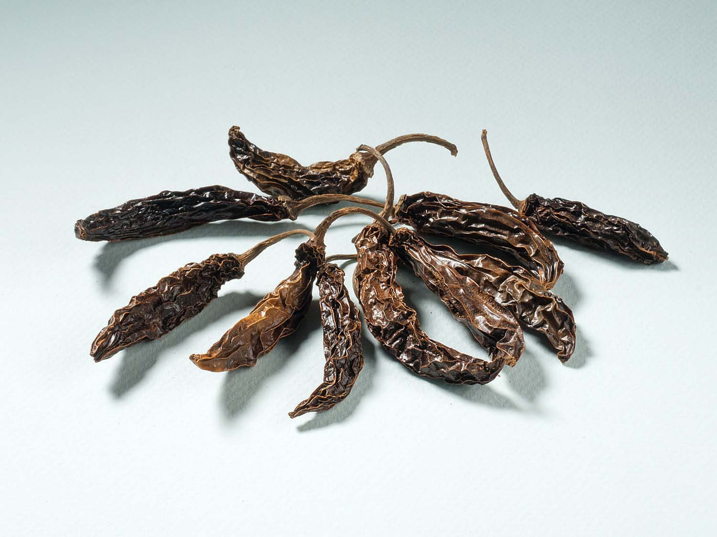 Egész Serrano chili paprika 20g